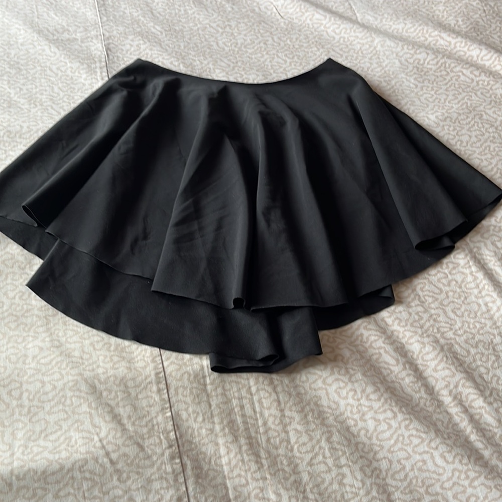 Capezio black dance circle skirt in size xs